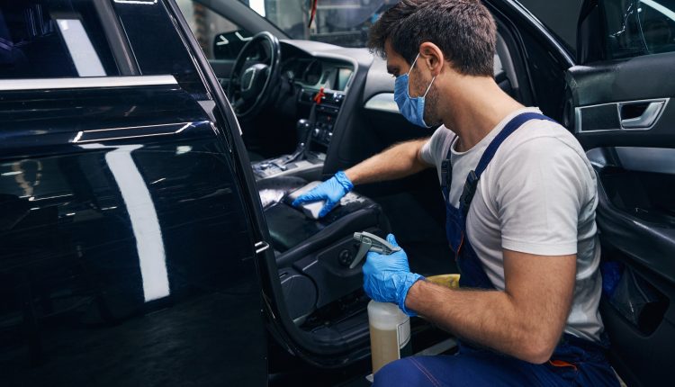 ¿Sabes cómo limpiar el coche correctamente?